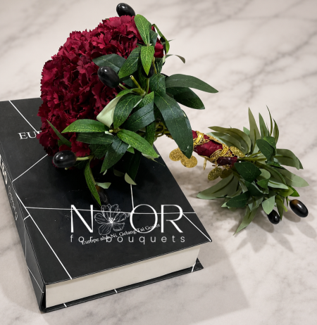 مسكة حناء مع عروق الزيتون